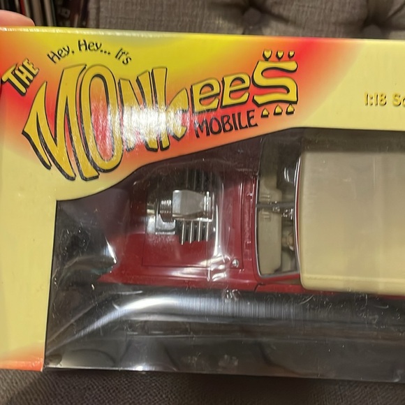 NWT 2002 The Monkees Monkee mobile 1:18 scale die cast American Muscle - Picture 3 of 6